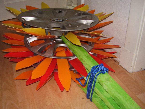 Blumen schwimmend im Meer